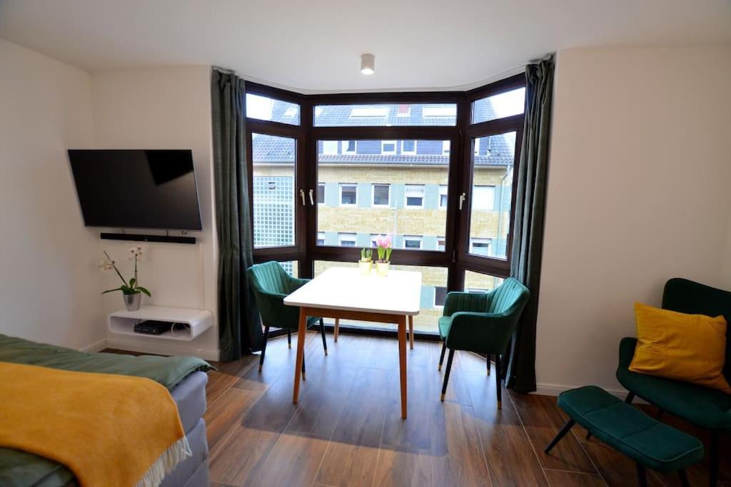 Studio 7 City Lage Mit Garage Naehe Koeln Bonn Siegburg Buitenkant foto