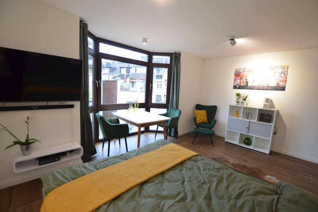 Studio 7 City Lage Mit Garage Naehe Koeln Bonn Siegburg Buitenkant foto