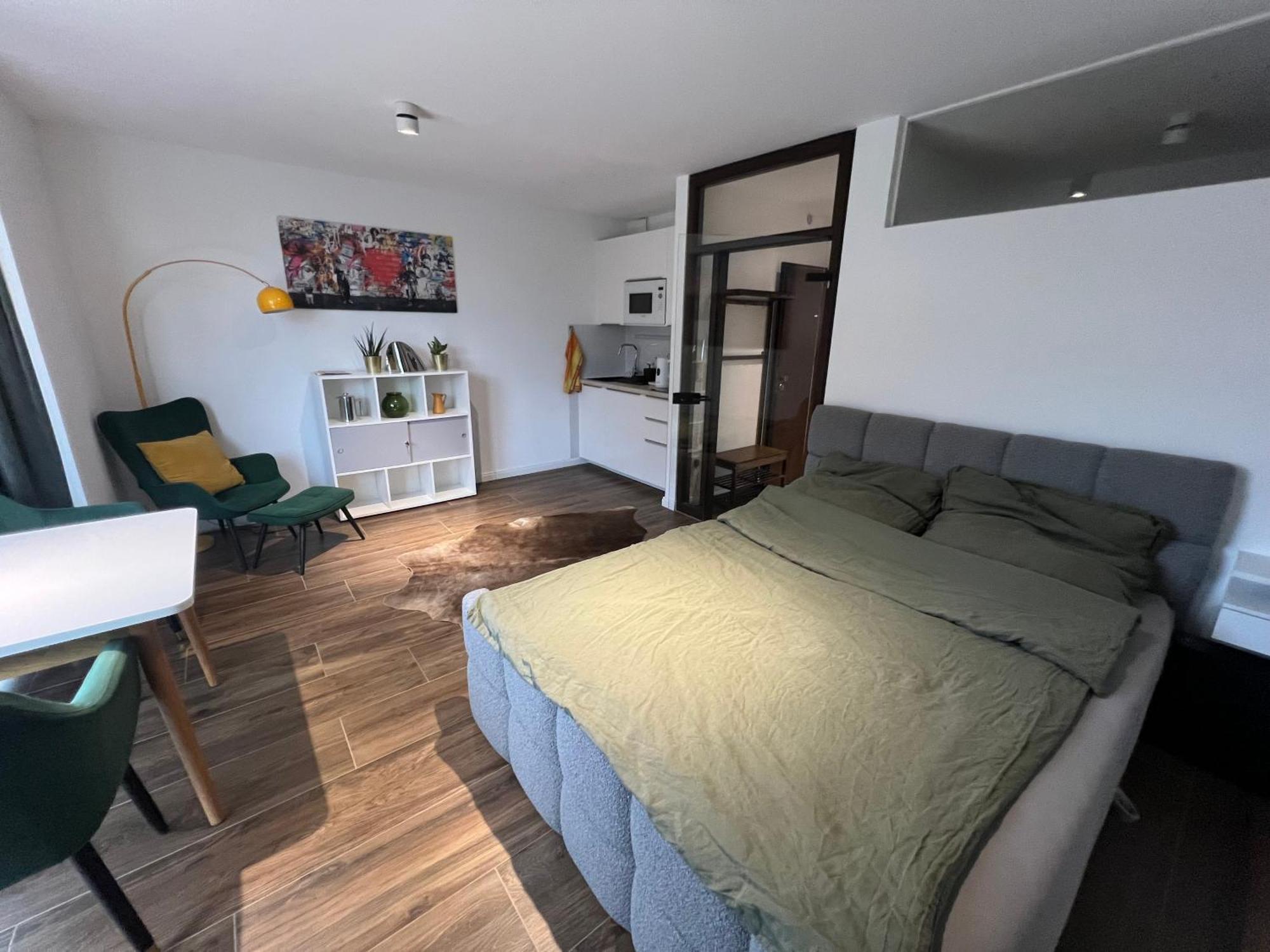 Studio 7 City Lage Mit Garage Naehe Koeln Bonn Siegburg Buitenkant foto